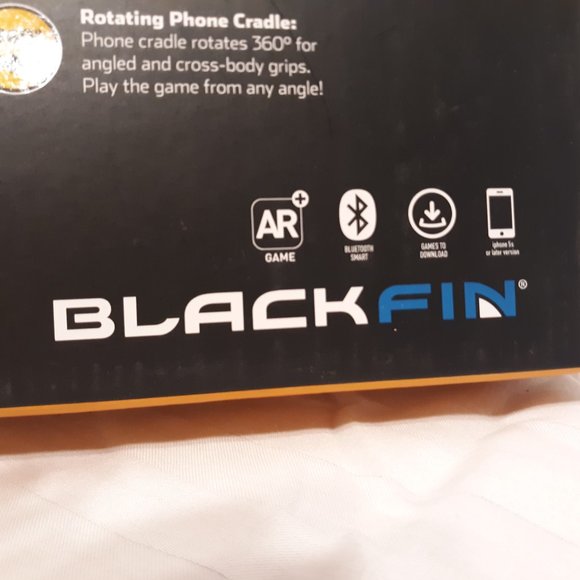 ( Listing # 23 ) WORLDS - AR- AUGMENTED REALITY GAMING BOW EDITION - Picture 6 of 6